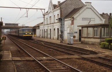 Buizingen - TH 83-6663.jpg